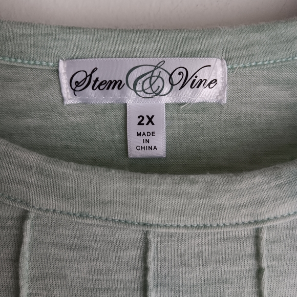 3 For $25🚨Stem & Vine Light Green Knit Top - Picture 2 of 4